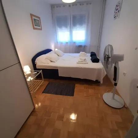 Maja Apartment *